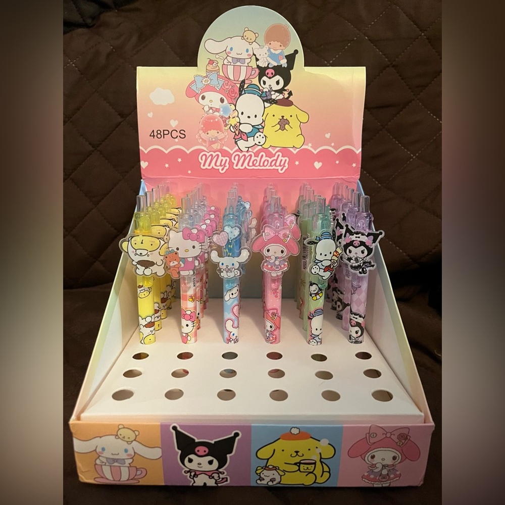 Sanrio Acrylic Charm Gel Pen (set of 6) Hello Kitty, Kuromi, Cinnamoroll, Melody
